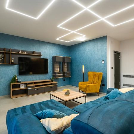 Villa Memory Raša 外观 照片